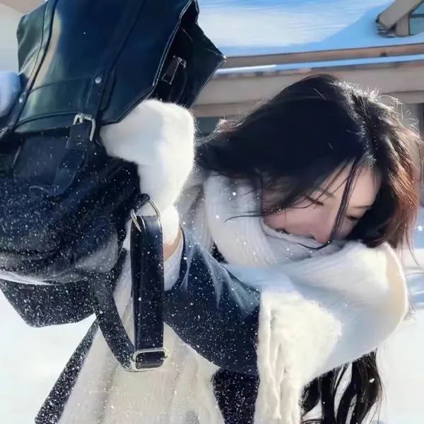 【唯美残缺青春】《燕尾蝶》岩井俊二高清修复：生存在东京夹缝中的边缘人，一首关于底层挣扎的挽歌